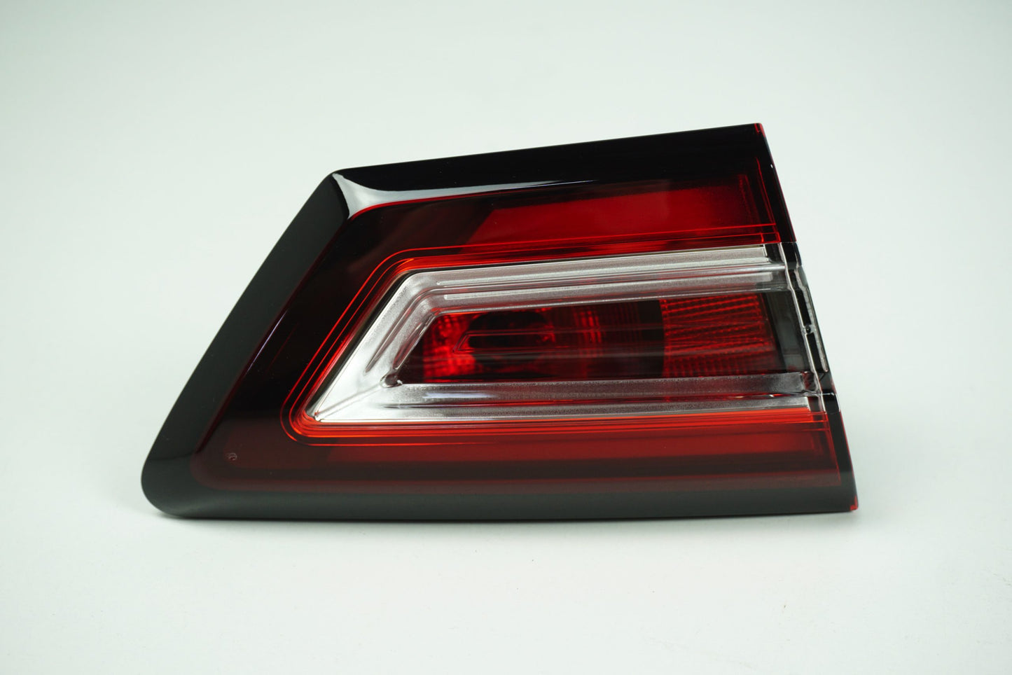 Pièce d'origine Feu arrière LED de hayon gauche pour Renault Clio IV phase 2 265551311R