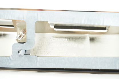 Pièce d'origine Baguette décorative de hayon pour Renault Captur 848101327R