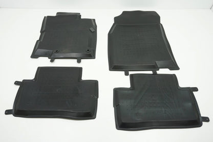 Pièce d'origine Tapis de sol caoutchouc pour Renault Kadjar 8201495015