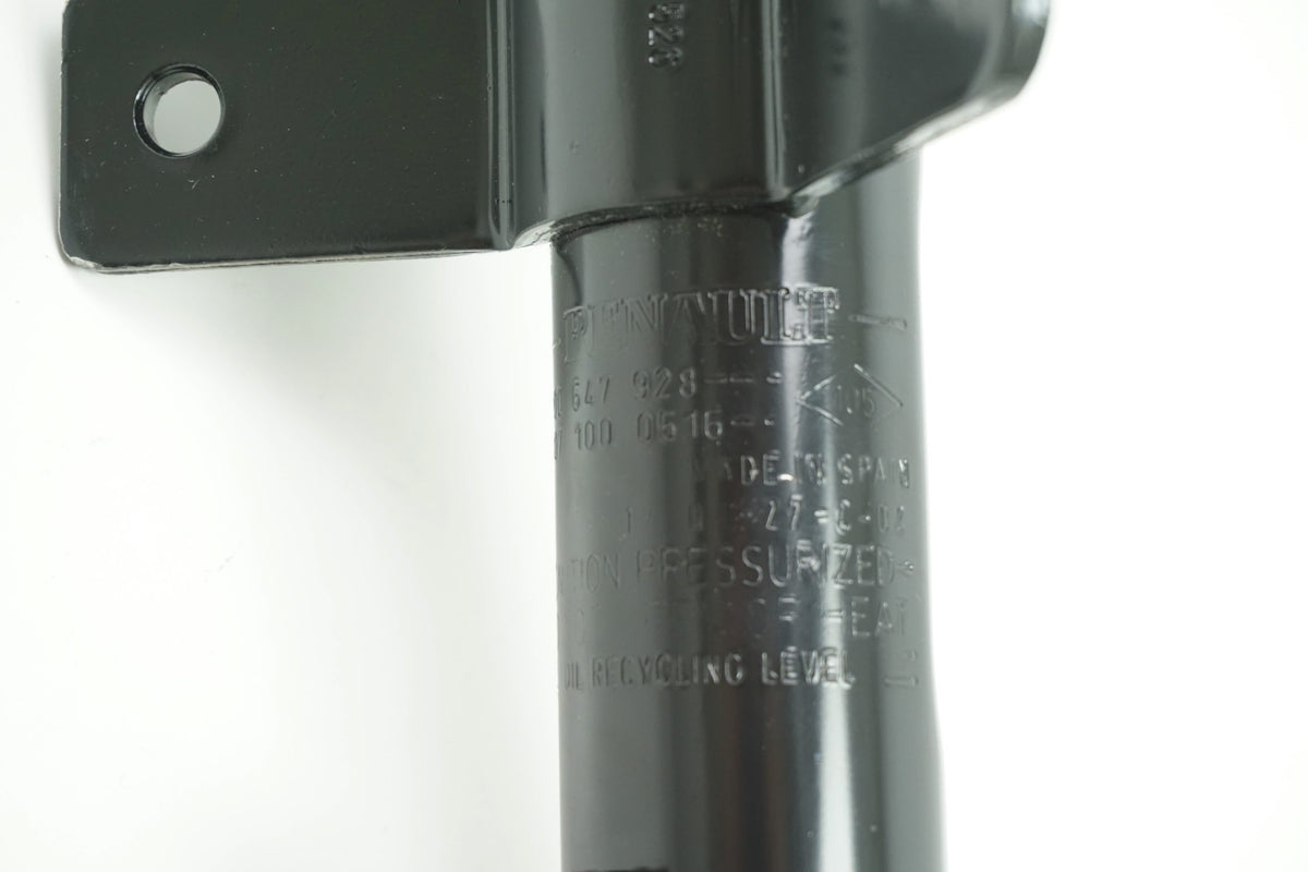 Pièce d'origine Amortisseur avant pour Renault Megane II 8200647928