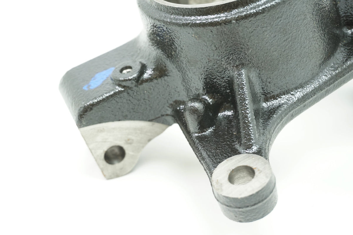 Pièce d'origine Fusée d'essieu avant droite pour Renault Captur 400146736R
