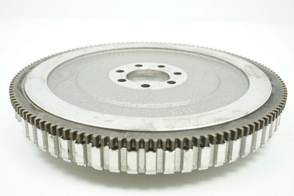 Pièce d'origine Volant moteur pour Renault Nissan 123002039R