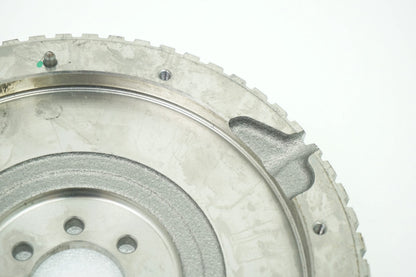 Pièce d'origine Volant moteur pour Renault Nissan 123002039R
