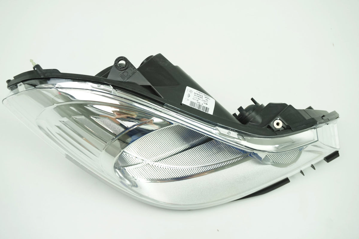 Pièce d'origine Phare droit pour Renault Thalia Symbol 260105157R