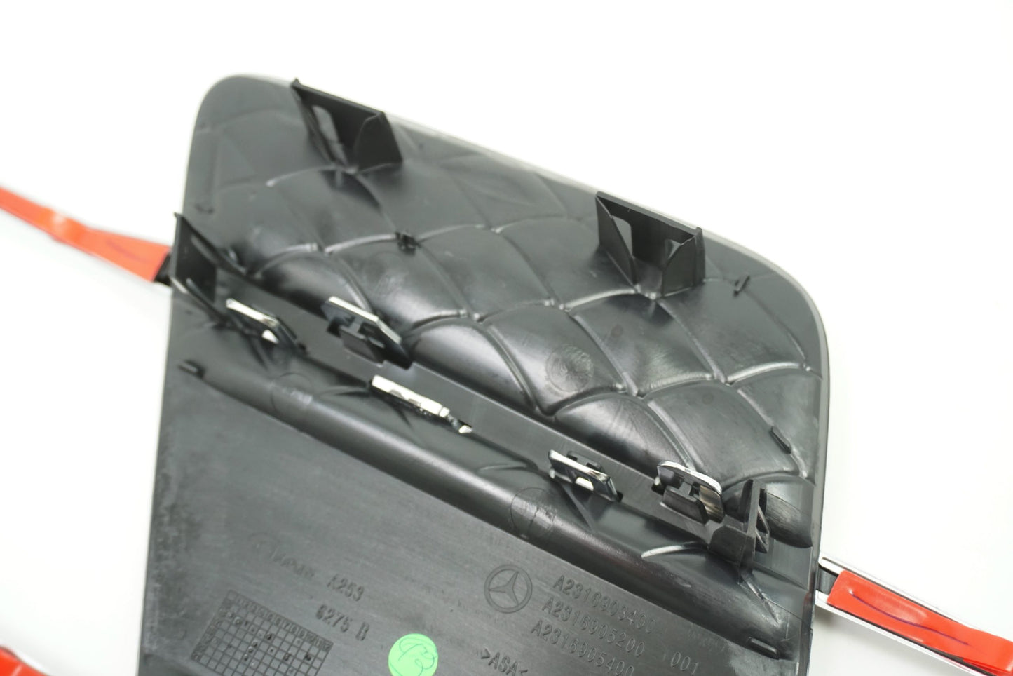 Pièce d'origine Grille d'aile droite pour Mercedes SL 63 AMG R231 A2316903400