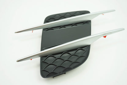 Pièce d'origine Grille d'aile droite pour Mercedes SL 63 AMG R231 A2316903400