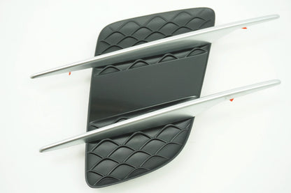 Pièce d'origine Grille d'aile droite pour Mercedes SL 63 AMG R231 A2316903400