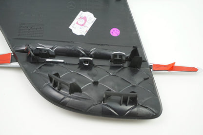 Pièce d'origine Grille d'aile droite pour Mercedes SL 63 AMG R231 A2316903400
