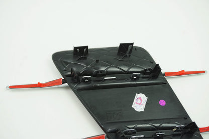 Pièce d'origine Grille d'aile droite pour Mercedes SL 63 AMG R231 A2316903400