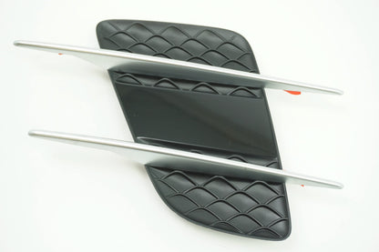 Pièce d'origine Grille d'aile gauche pour Mercedes SL 63 AMG R231 A2316903300