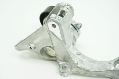 Pièce d'origine Tendeur de courroie d'accessoires pour Nissan Note E12 C4602A1-04