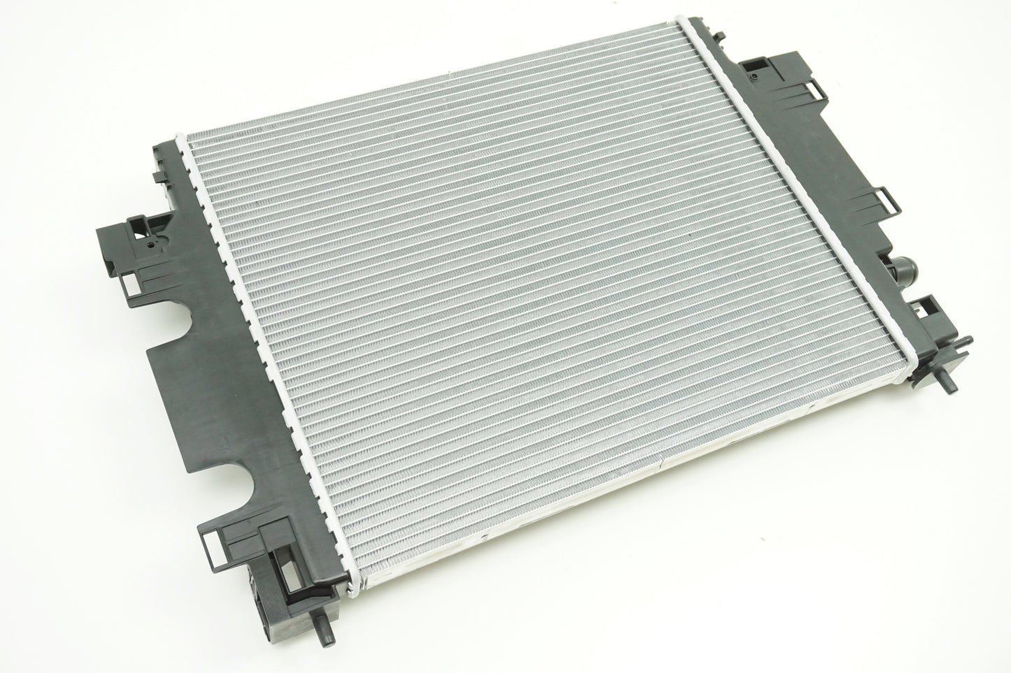 Pièce d'origine Radiateur d'eau pour Renault Twingo III Smart 453 214105867R