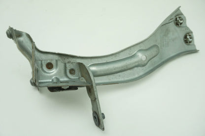 Pièce d'origine Support d'aile gauche pour Audi TT 8S0821131