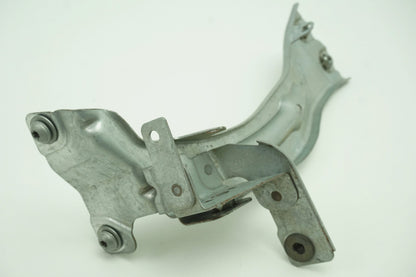 Pièce d'origine Support d'aile gauche pour Audi TT 8S0821131