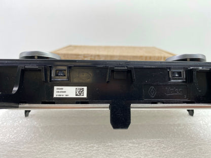 Pièce d'origine Autoradio GPS avec écran de commande pour Renault Megane IV 280900708R
