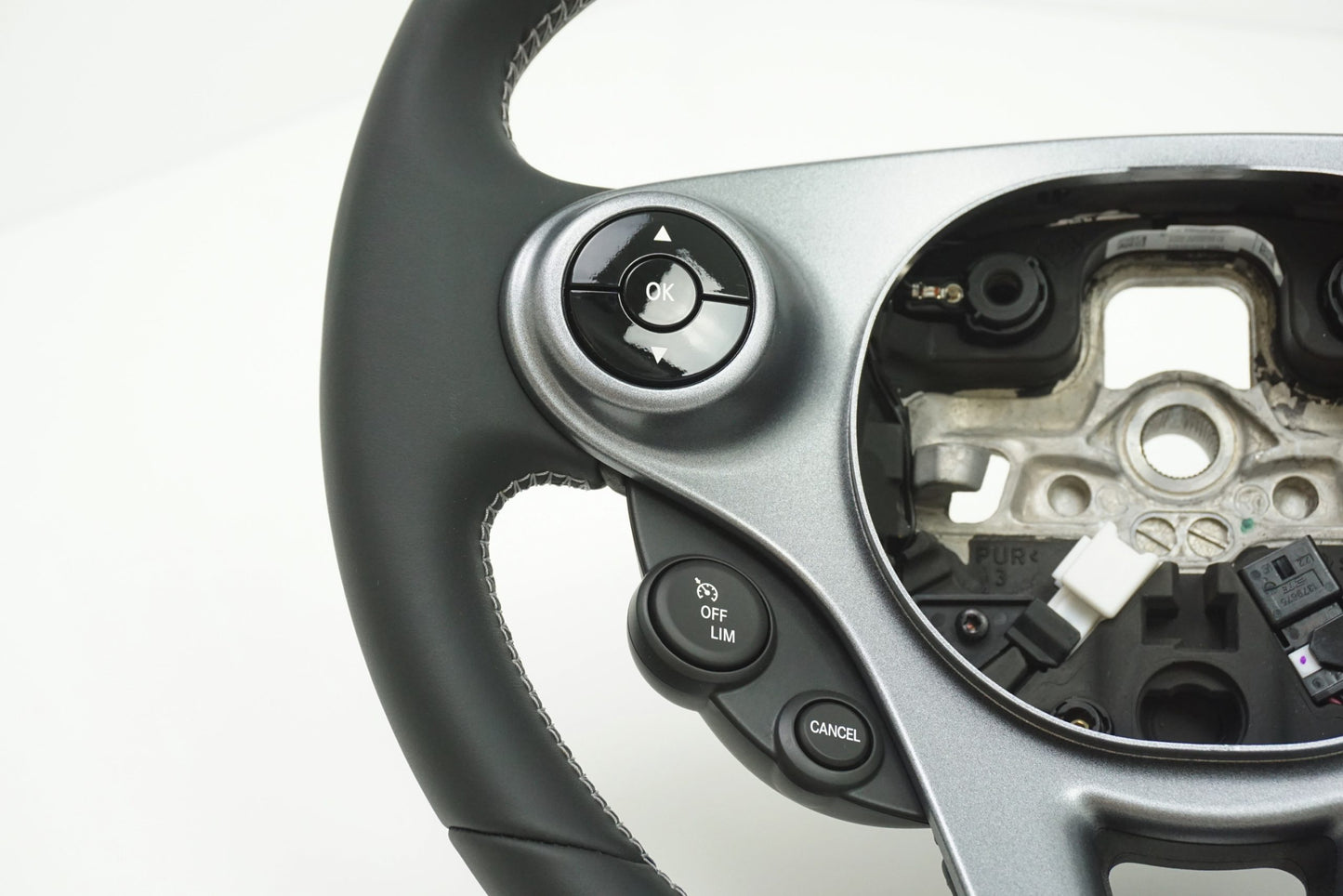 Pièce d'origine Volant Brabus pour Smart Fortwo Forfour A4534604500