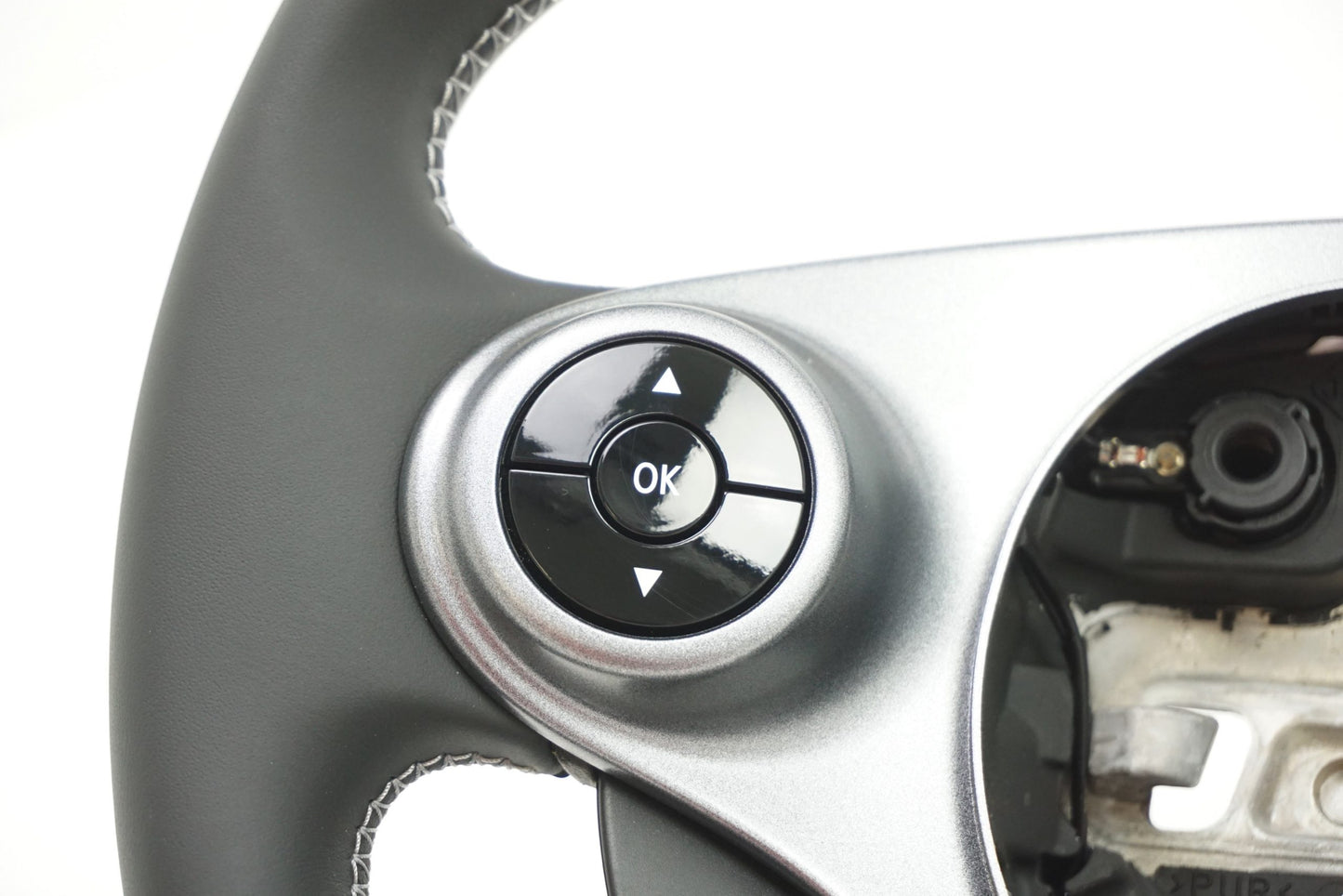 Pièce d'origine Volant Brabus pour Smart Fortwo Forfour A4534604500