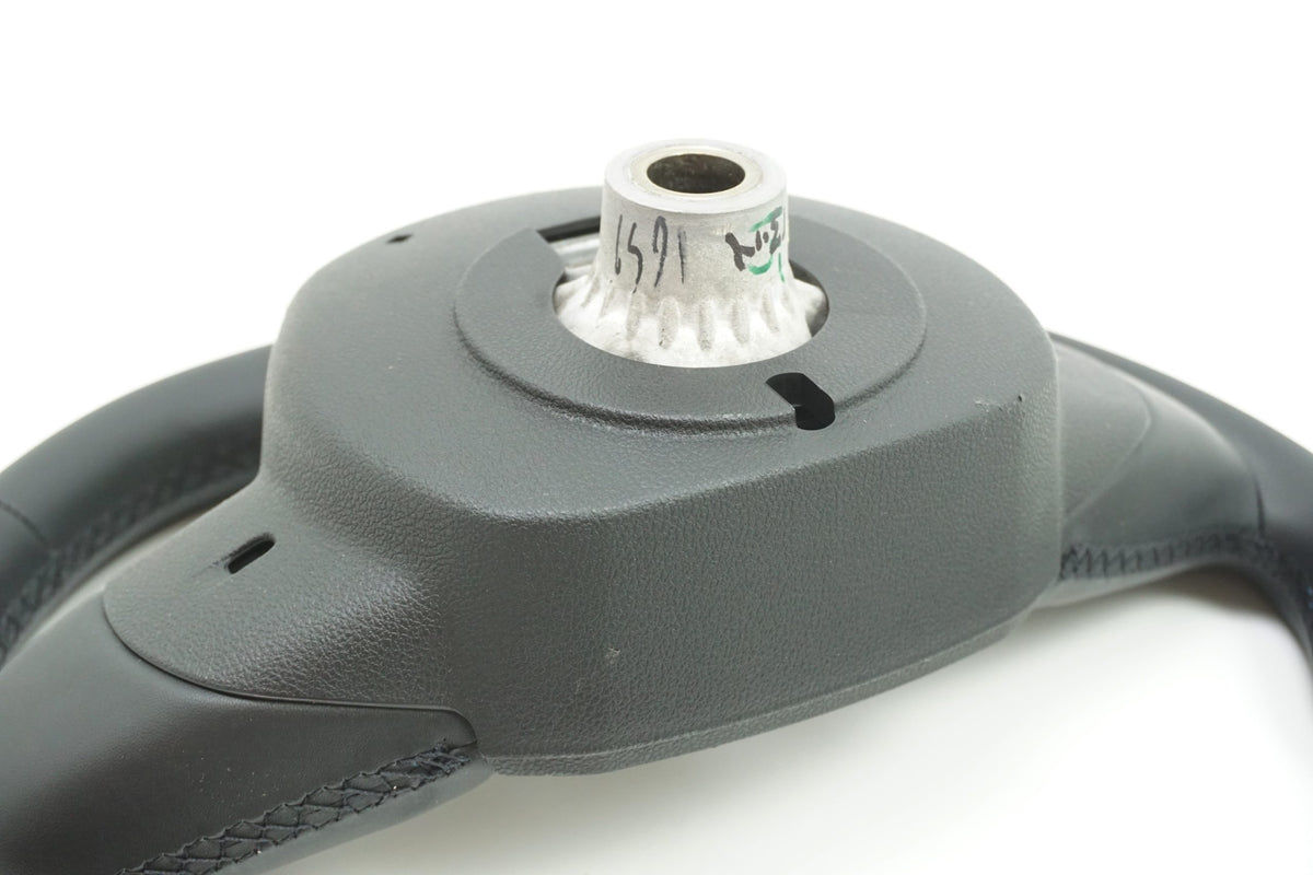 Pièce d'origine Volant pour Renault Megane IV Talisman restylée 484001444R