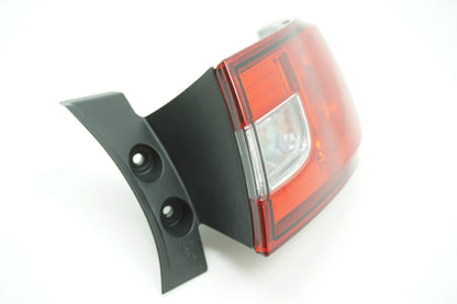 Pièce d'origine Feu arrière droit pour Renault Clio IV 265504307R