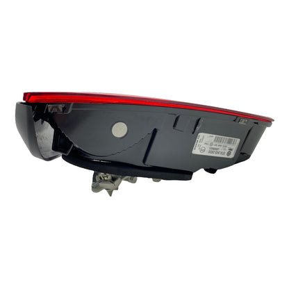 Pièce d'origine Feu arrière intérieur gauche de hayon pour VW Touran II 5T 5TA945093E