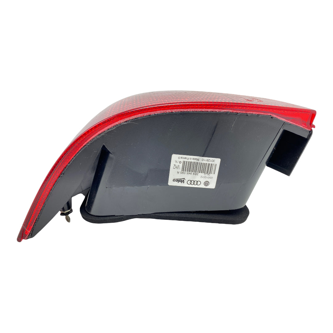 Pièce d'origine Feu arrière gauche pour VW Passat B5 3B9945095R