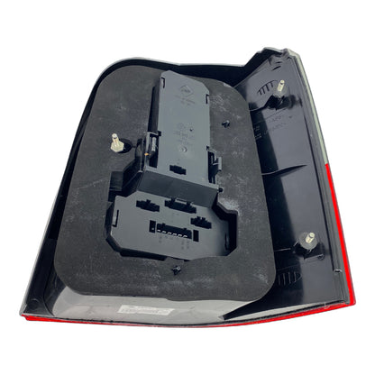 Pièce d'origine Feu arrière gauche pour VW Passat B5 3B9945095R