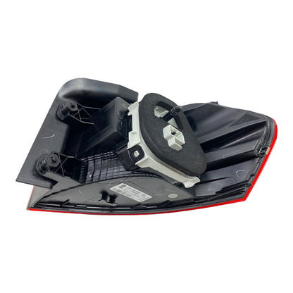 Pièce d'origine Feu arrière gauche pour VW Touran 5TA945095A