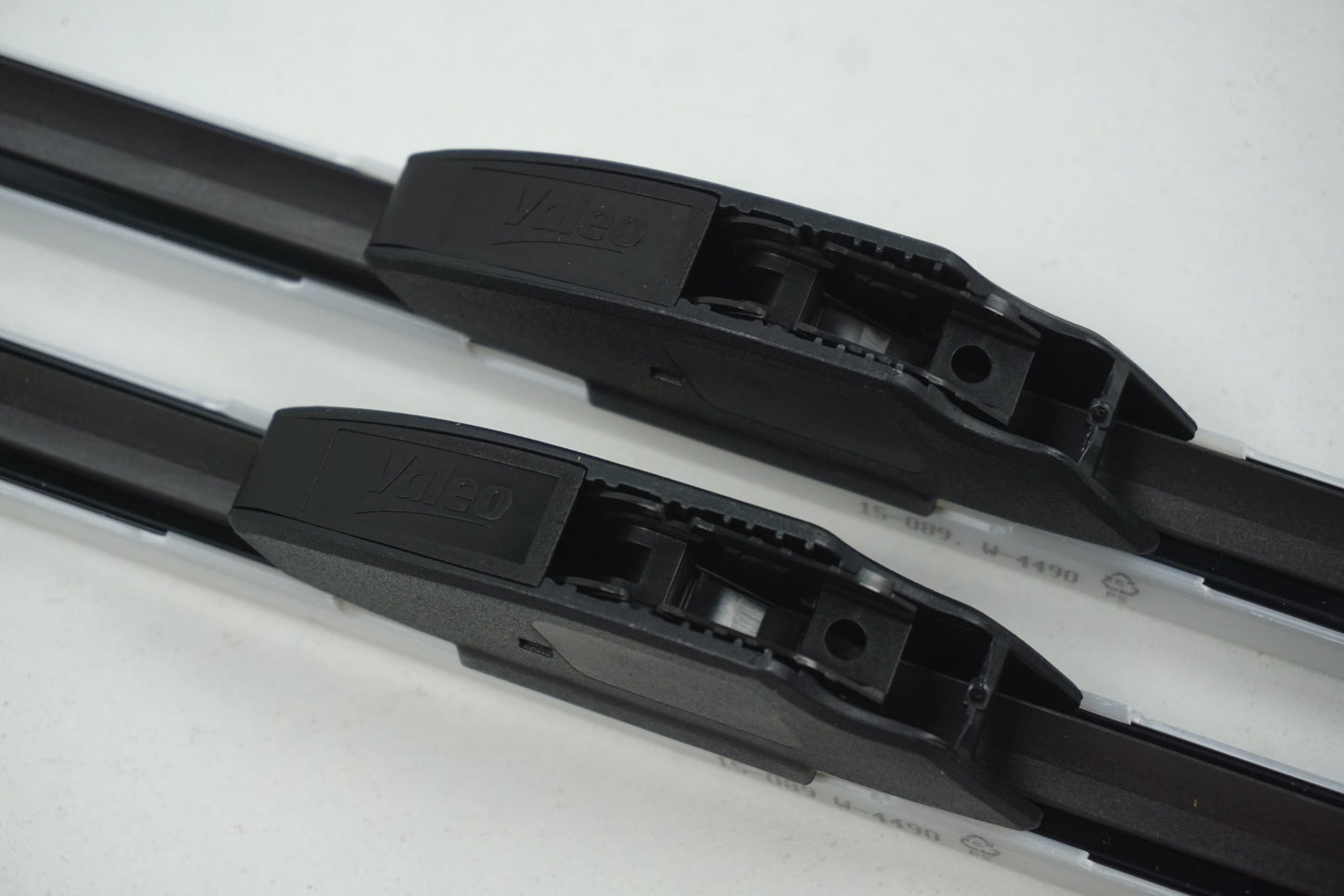 Pièce d'origine Balais d'essuie-glace avant pour Renault Kangoo II 288909916R