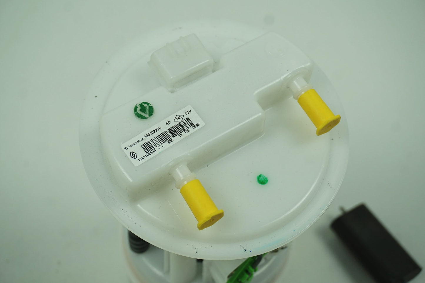 Pièce d'origine Pompe à carburant pour Renault Captur Clio IV 170110800R