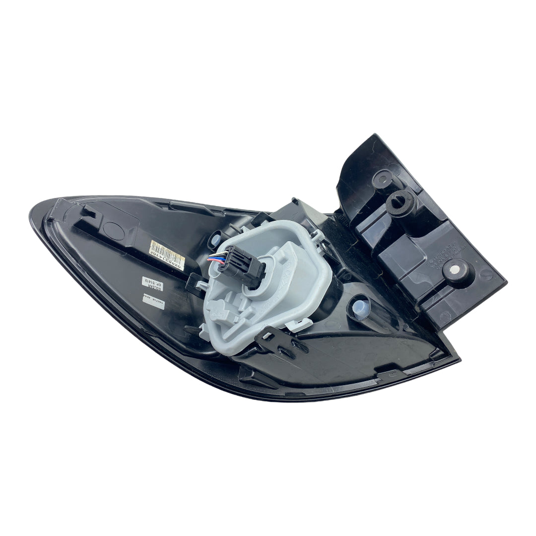 Pièce d'origine Feu arrière droit pour Renault Captur I 265509762R