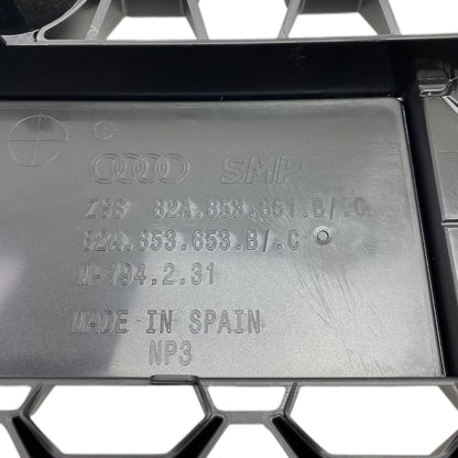 Pièce d'origine Calandre pour Audi A1 82A853651B