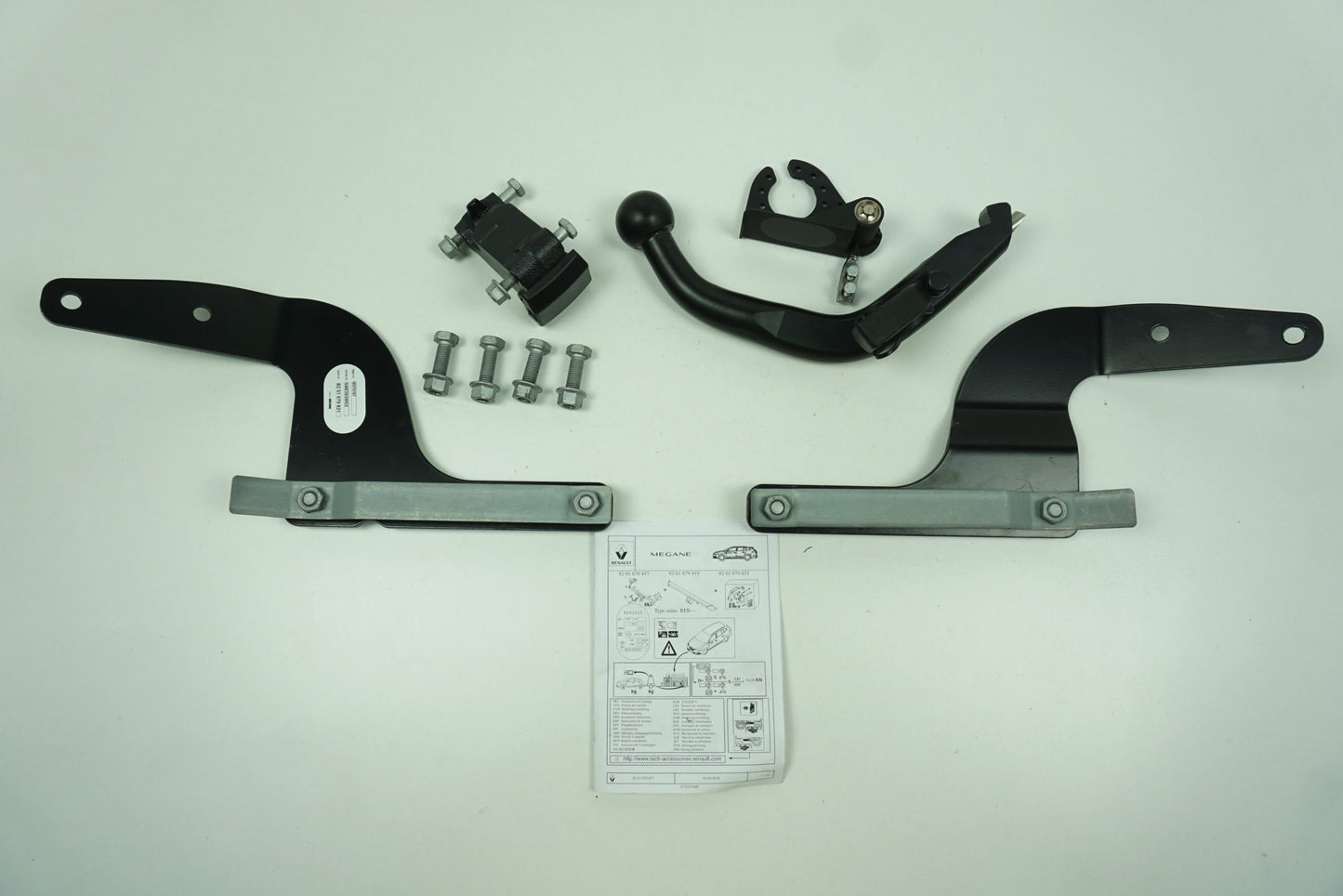 Pièce d'origine Attelage pour Renault Megane IV Grandtour 8201679821