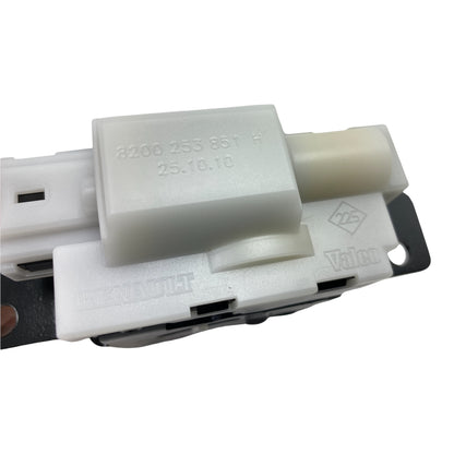 Pièce d'origine Serrure de hayon pour Renault Mégane II 8200253851