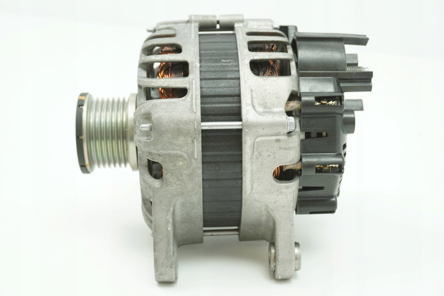 Pièce d'origine Alternateur pour Renault Dacia 0.9 1.3 TCe 231005300R
