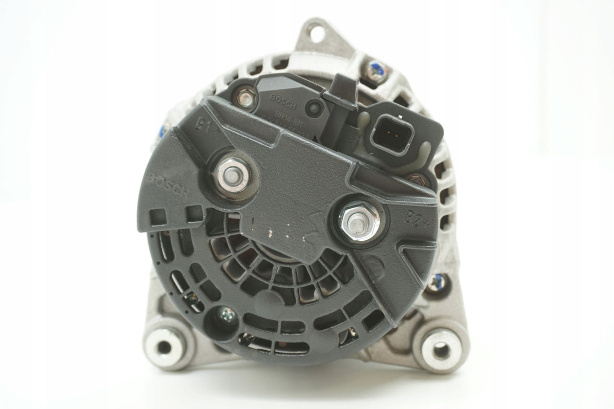 Pièce d'origine Alternateur pour Renault Trafic Master II 7711135520