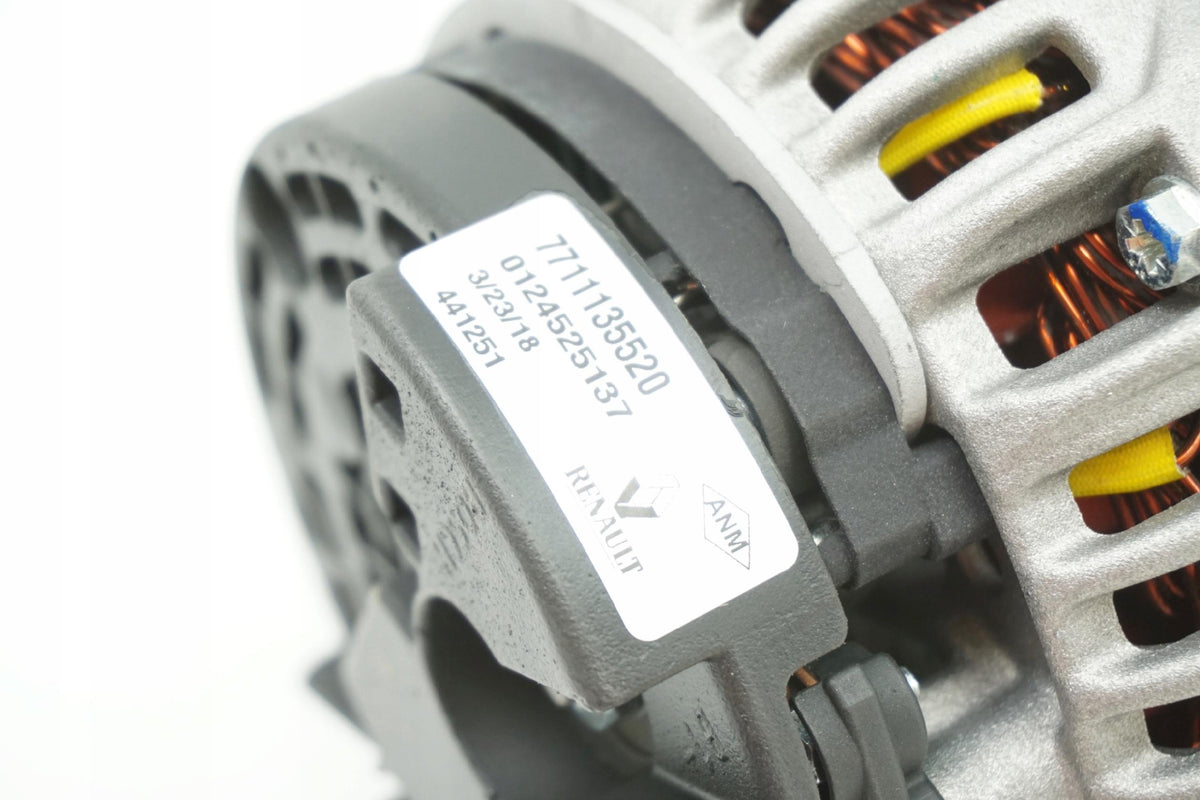 Pièce d'origine Alternateur pour Renault Trafic Master II 7711135520
