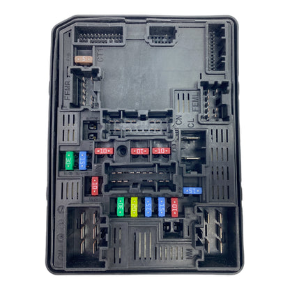 Pièce d'origine Boîte à fusibles pour Renault Clio V 284B62177R