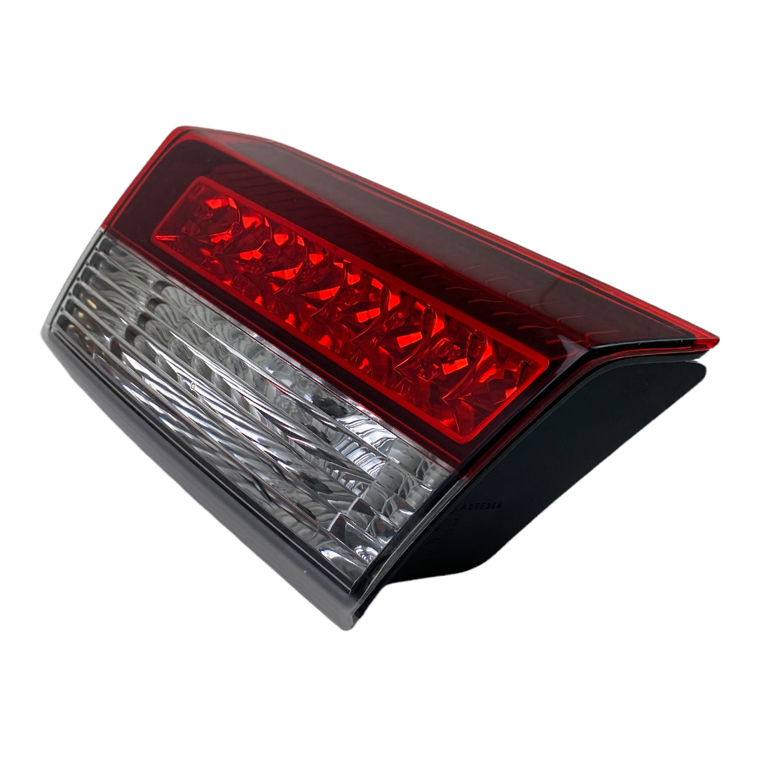 Pièce d'origine Feu arrière droit de hayon pour Renault Laguna III GT 265500020R