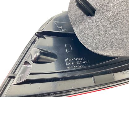 Pièce d'origine Feu arrière droit pour Renault Laguna II 8200262668