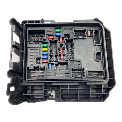 Pièce d'origine Boîte à fusibles pour Renault Clio V 284B62177R