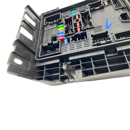 Pièce d'origine Boîte à fusibles pour Renault Clio V 284B62177R