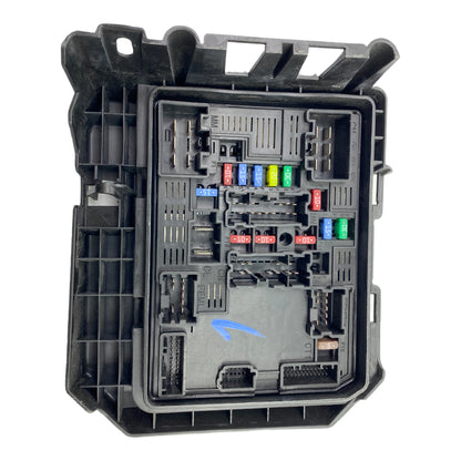 Pièce d'origine Boîte à fusibles pour Renault Clio V 284B62177R