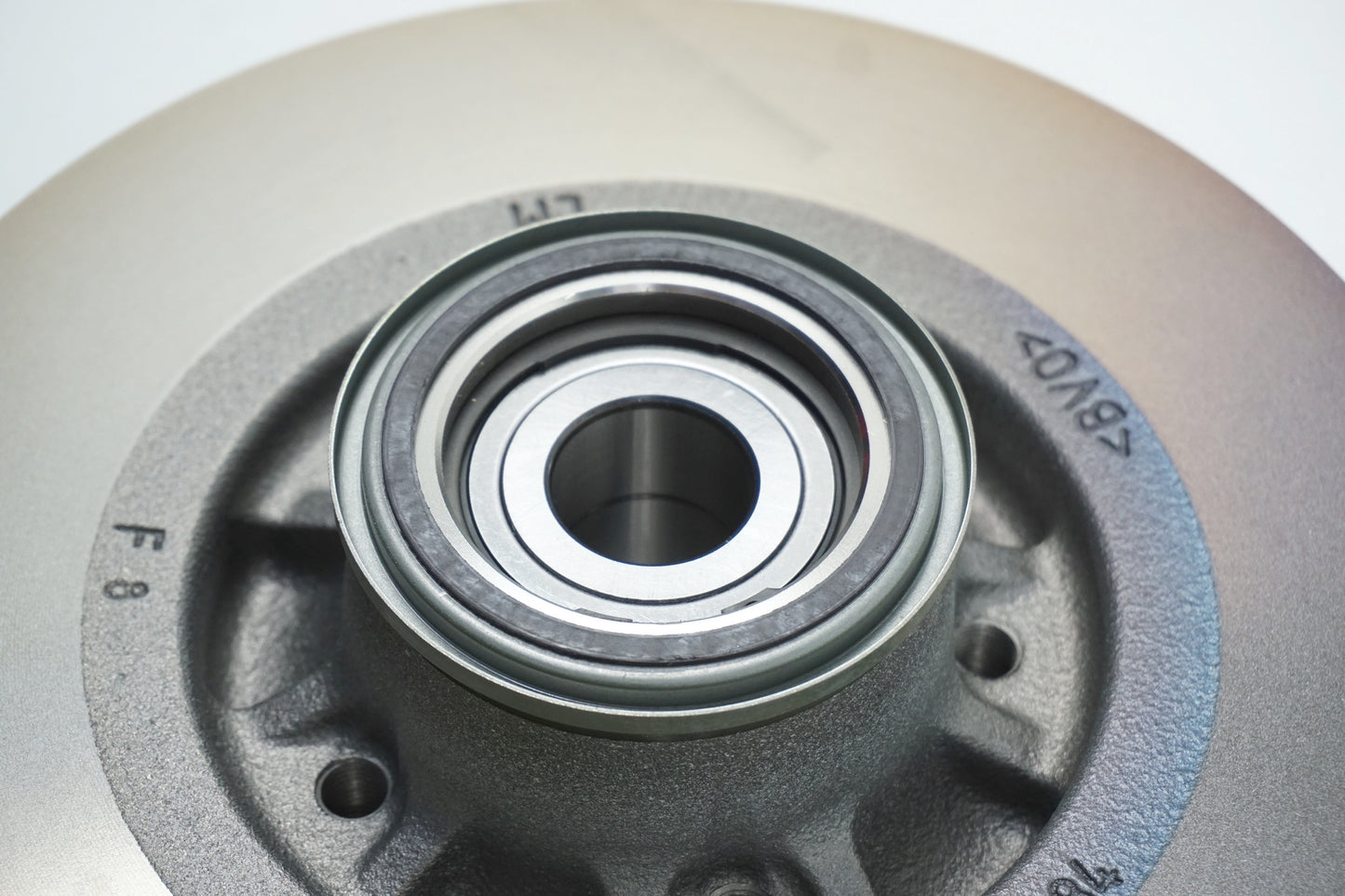 Pièce d'origine Disque de frein arrière pour Renault Kangoo Mercedes Citan 432025057R