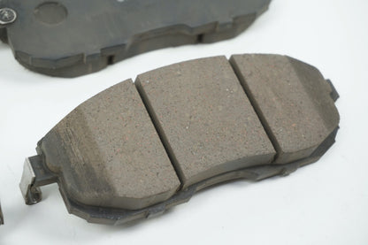 Pièce d'origine Jeu de plaquettes de frein avant pour Nissan Juke Cube Pulsar 410601605R