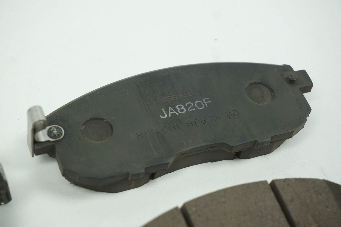 Pièce d'origine Jeu de plaquettes de frein avant pour Nissan Juke Cube Pulsar 410601605R