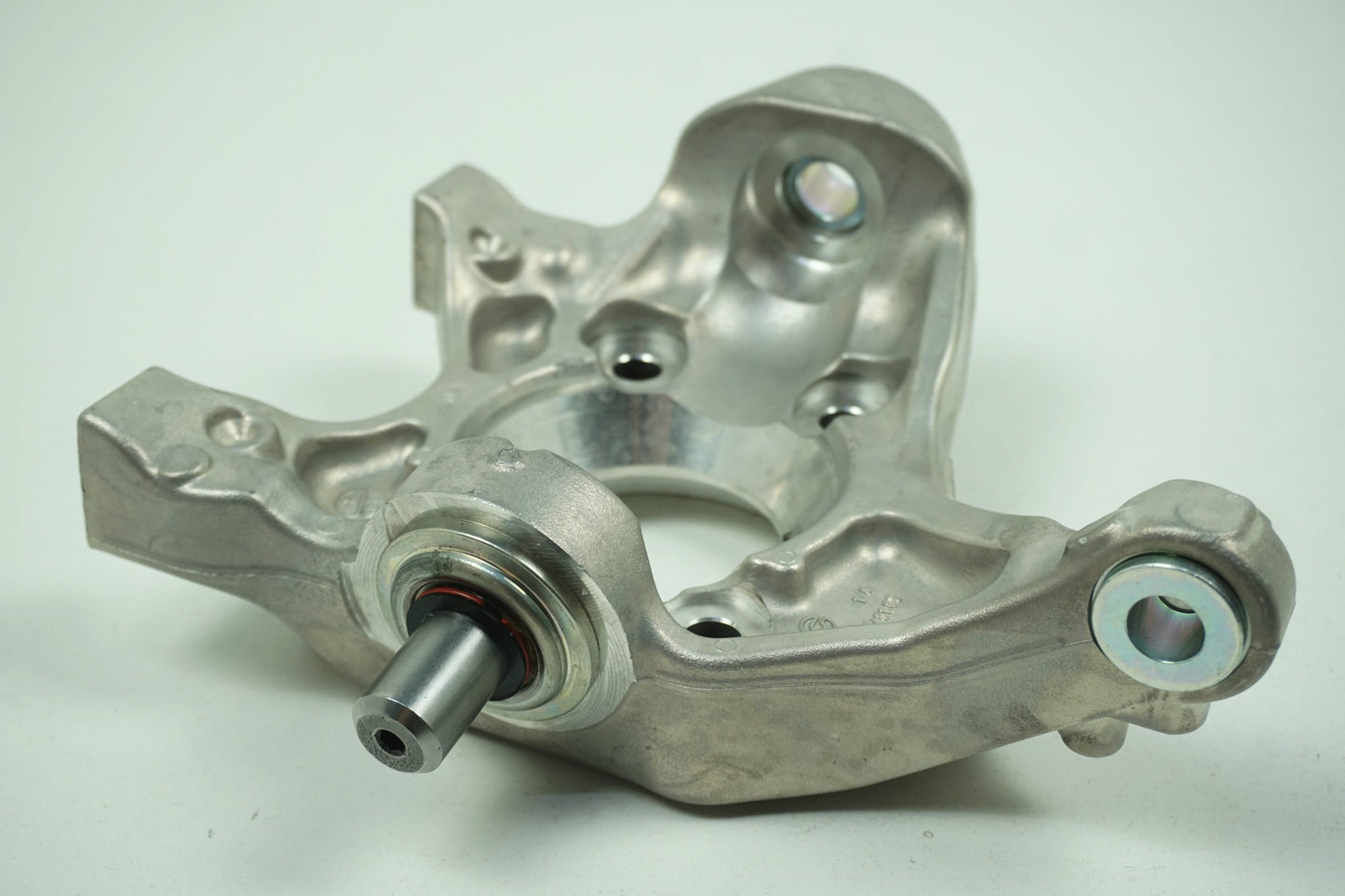 Pièce d'origine Porte-fusée avant droit pour Renault Clio III RS 7701208960