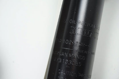Pièce d'origine Amortisseur arrière pour Renault Clio III 562102923R