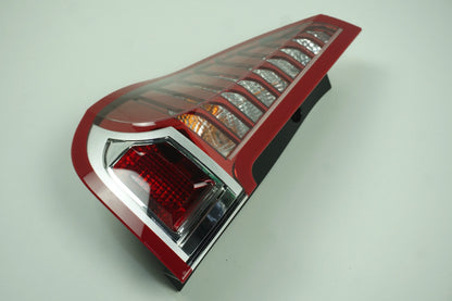 Pièce d'origine Feu arrière gauche pour Renault Scenic III 265550013R