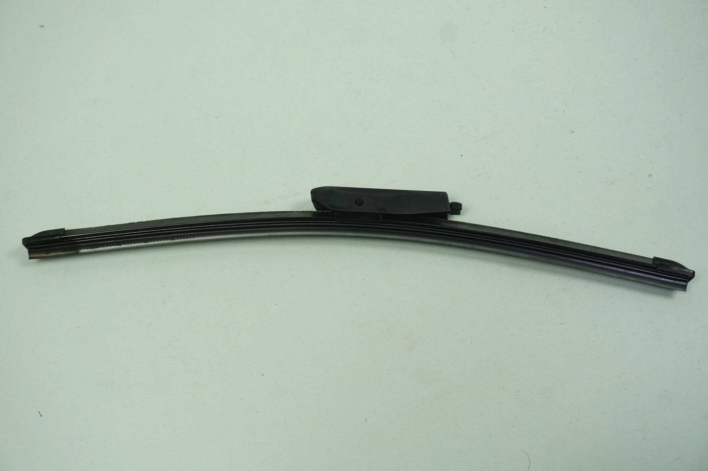 Pièce d'origine Balai d'essuie-glace avant droit pour Renault Megane III 288905615R
