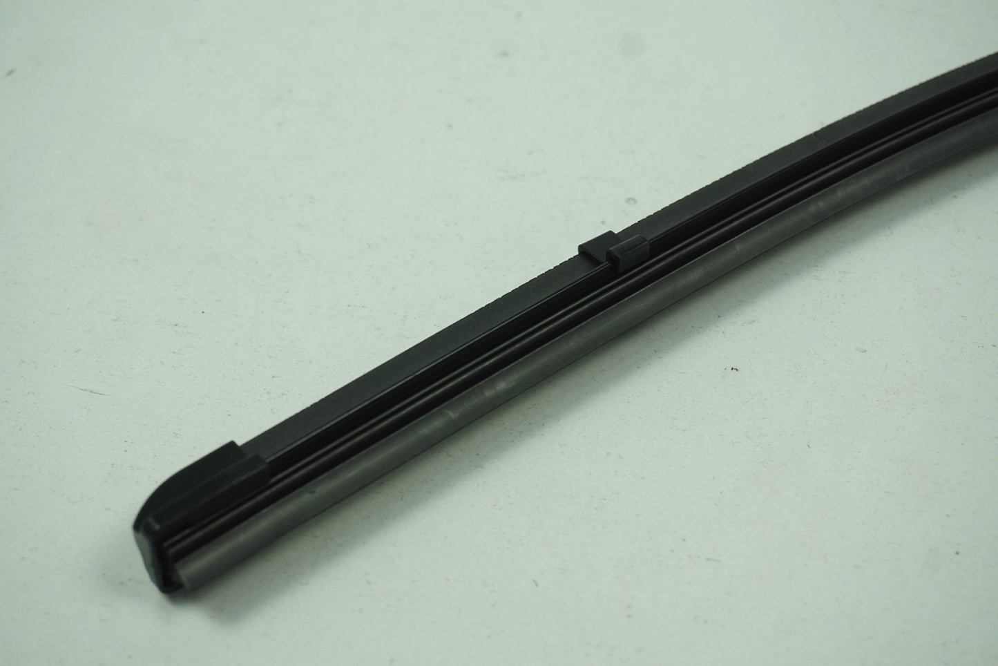 Pièce d'origine Balai d'essuie-glace avant gauche pour Renault Captur 288958192R